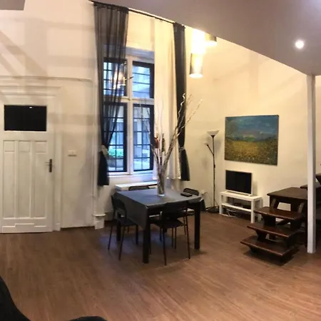Zonaflat - Longtermrent- Opera Apartament Budapesta