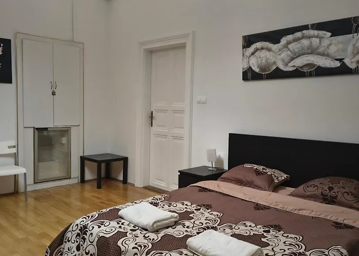 Апартаменты Zonaflat - Longtermrent- Opera *